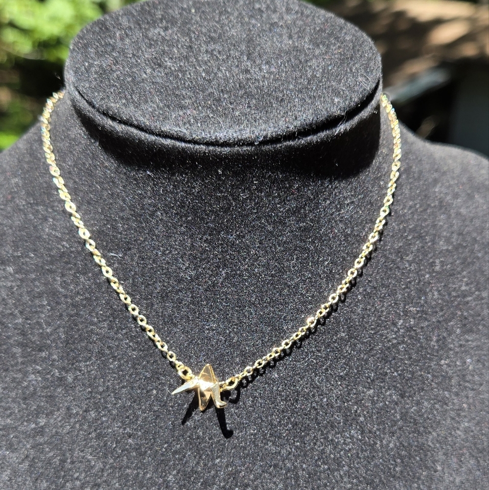 Gold Elegant Chain Necklace - Picture 2 of 9